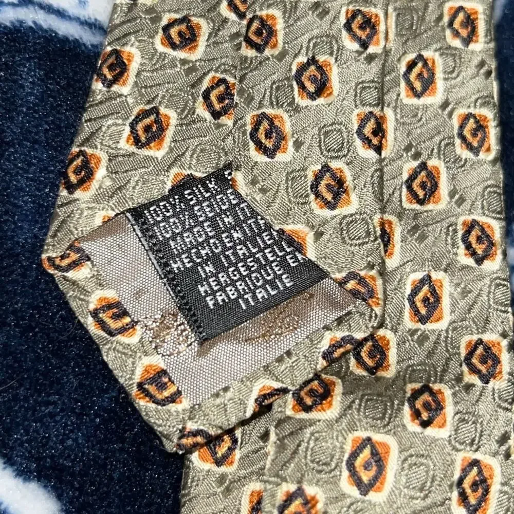 NWT! Charleston X Tie Rack Made in Italy 100% Silk Necktie Tie